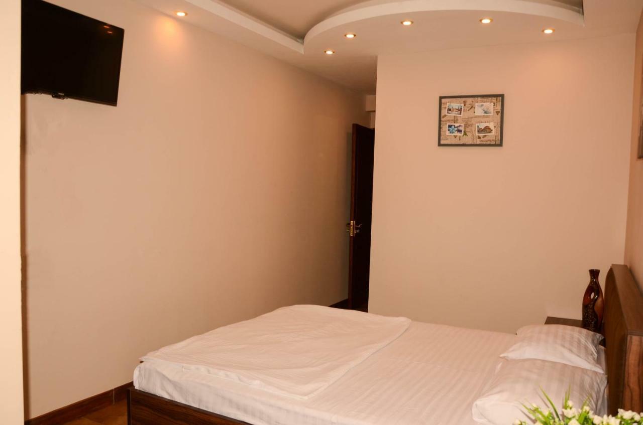 Prime Hotel Tours Yerevan Exterior photo