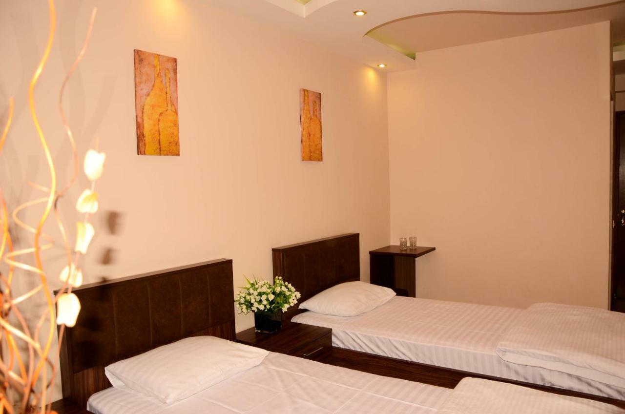 Prime Hotel Tours Yerevan Exterior photo