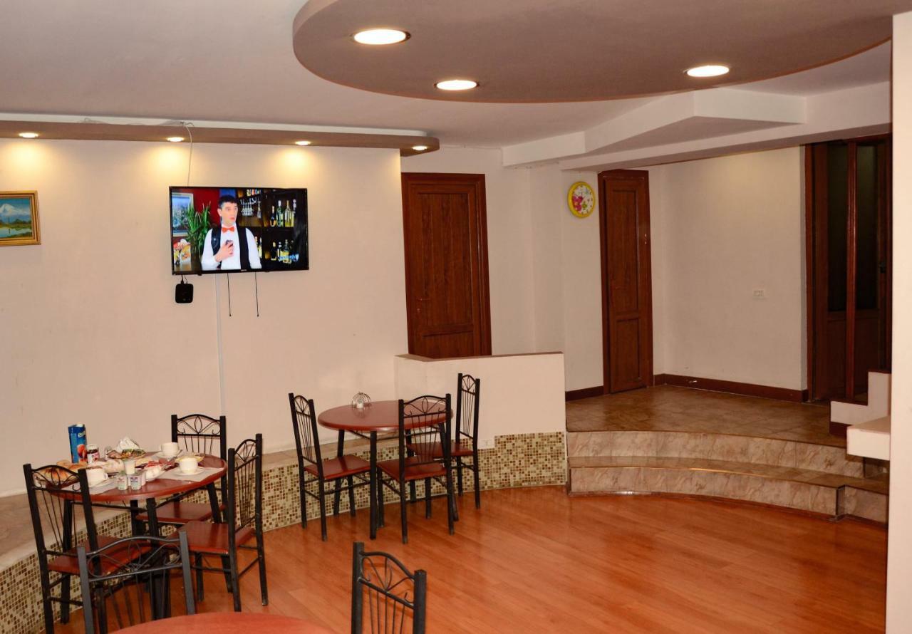 Prime Hotel Tours Yerevan Exterior photo