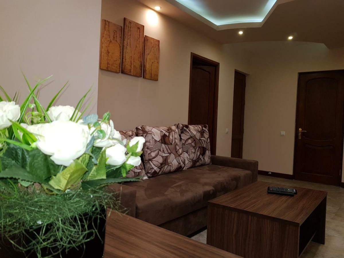 Prime Hotel Tours Yerevan Exterior photo